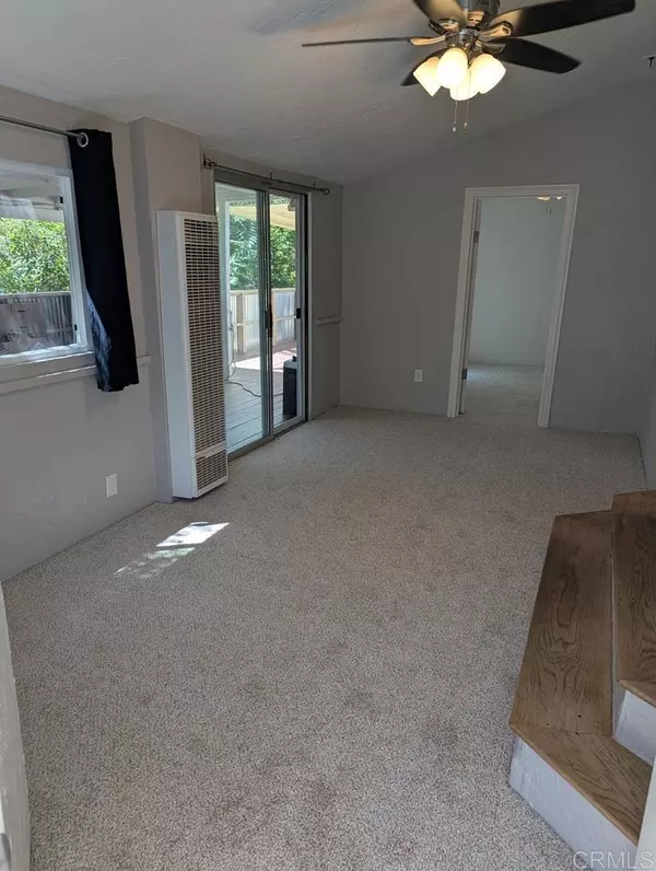 Escondido, CA 92027,25484 Lake Wohlford RD #E18