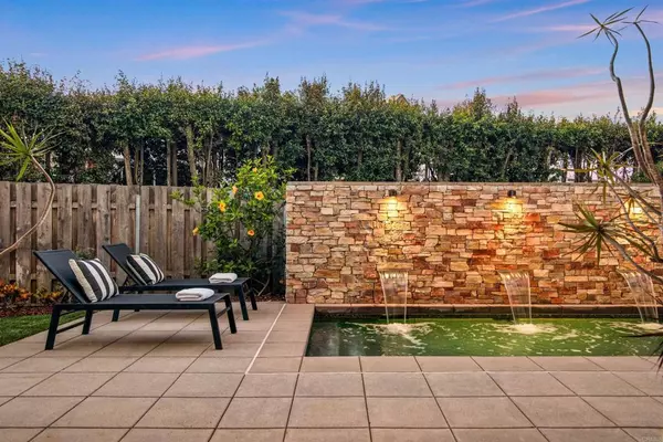 La Jolla, CA 92037,1876 Little ST