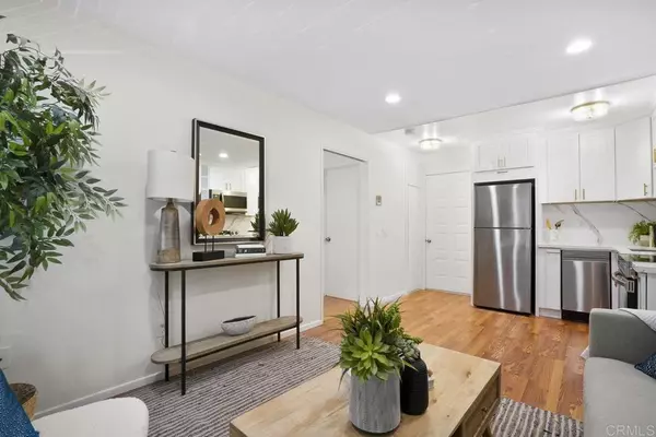 San Diego, CA 92104,3776 Alabama St #117