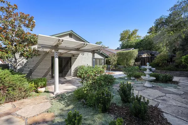San Diego, CA 92119,6777 Winding Creek
