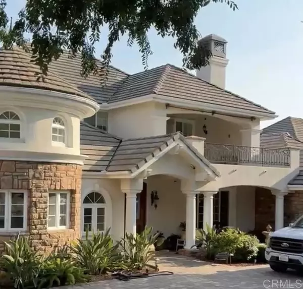 1271 Navel PL, Vista, CA 92081