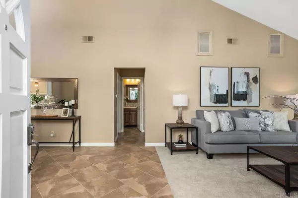 Carlsbad, CA 92011,820 Daphne CT