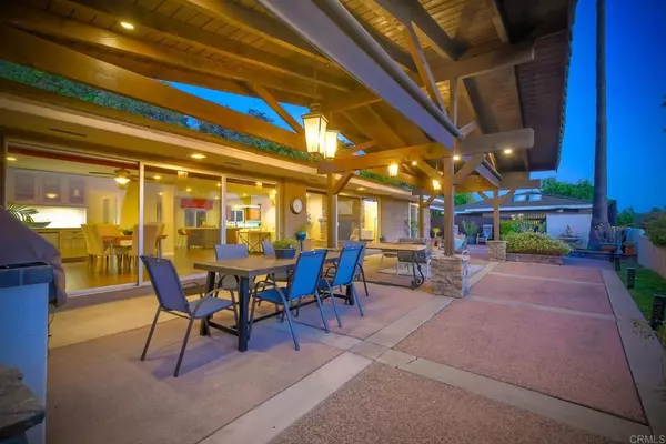 Vista, CA 92084,1012 Rosario LN