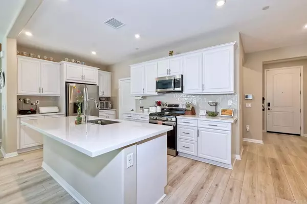 Oceanside, CA 92056,1715 Crabapple Way