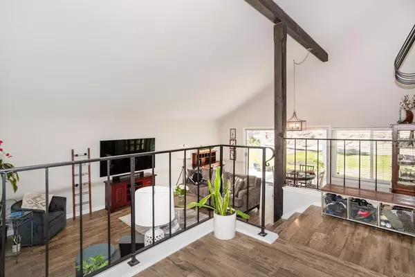 San Diego, CA 92128,12567 Pomerado Ct
