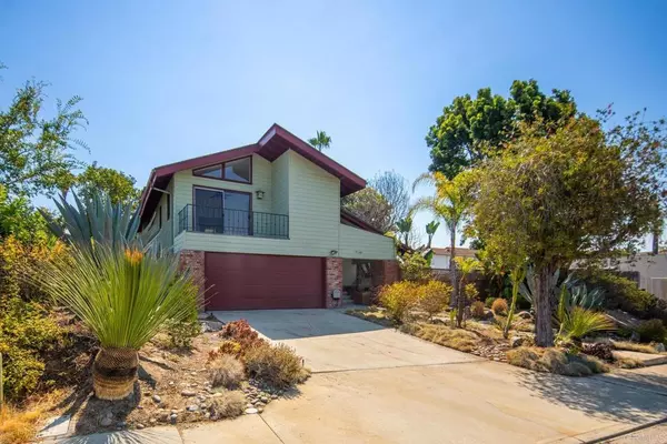 Carlsbad, CA 92009,7748 PRIMAVERA WAY