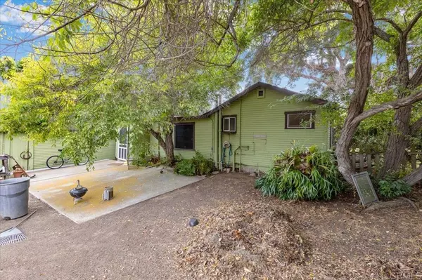 Carlsbad, CA 92008,334 Date Avenue