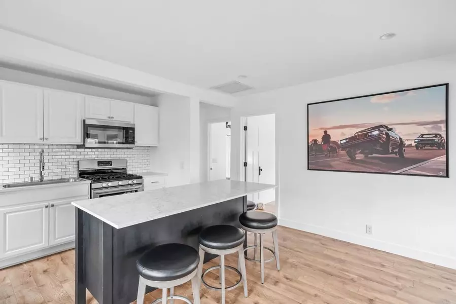 1009 S Cleveland ST, Oceanside, CA 92054