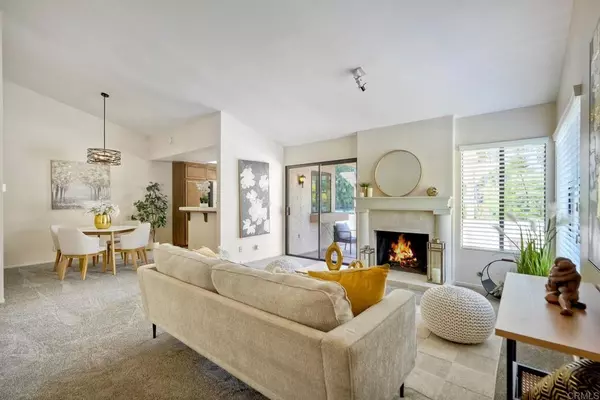 San Diego, CA 92128,12732 Camino De La Breccia #9