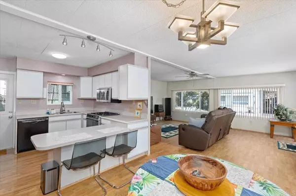 Valley Center, CA 92082,28890 Lilac RD #80