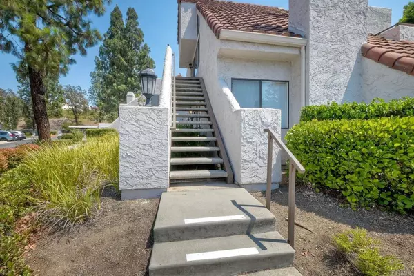 San Diego, CA 92128,11840 Caminito Ronaldo #228