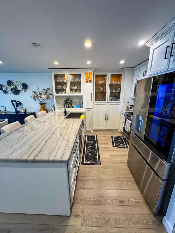 La Jolla, CA 92037,2500 Torrey Pines Road #902