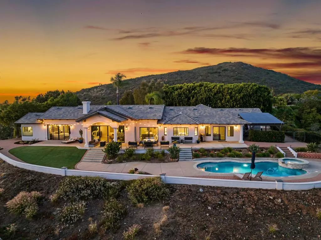 Vista, CA 92084,1966 Las Lomas