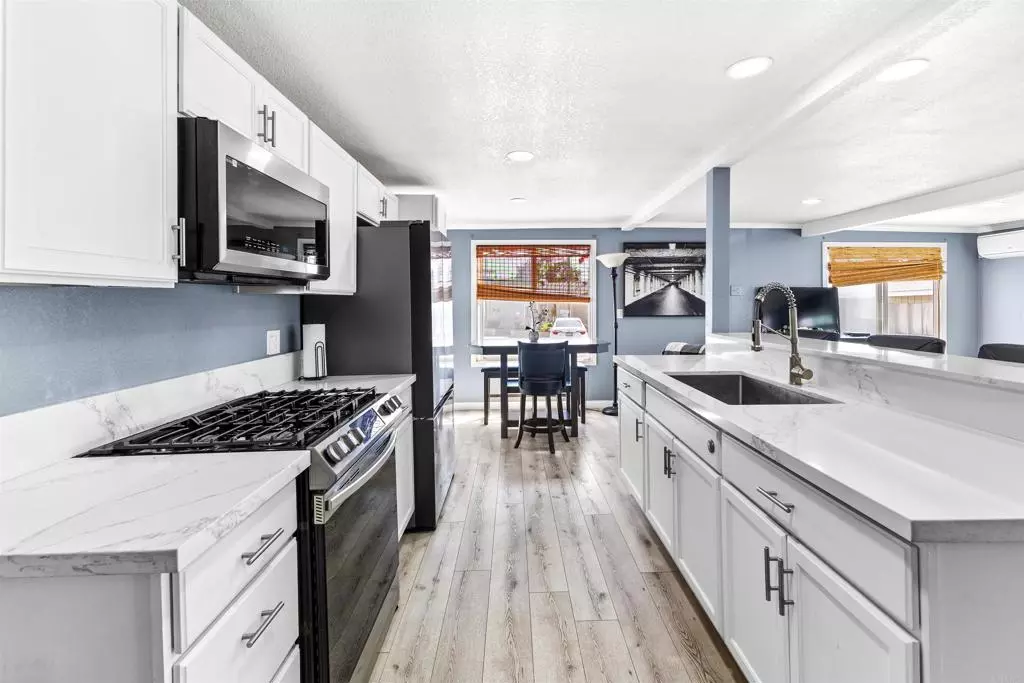 Oceanside, CA 92054,3030 Oceanside BLVD #61
