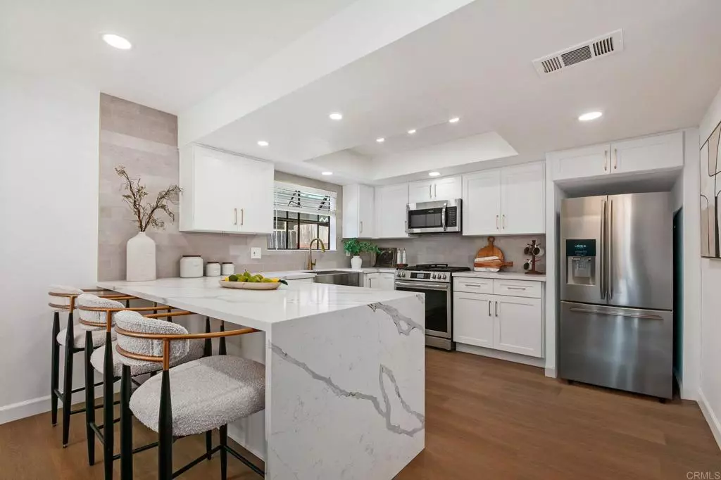 Costa Mesa, CA 92627,2512 Santa Ana Ave #3