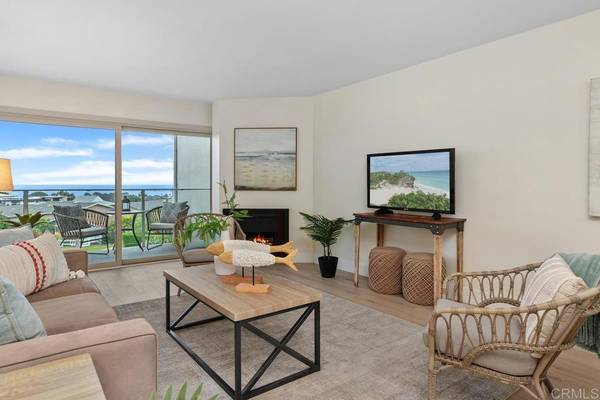 640 W Solana CIR #8, Solana Beach, CA 92075