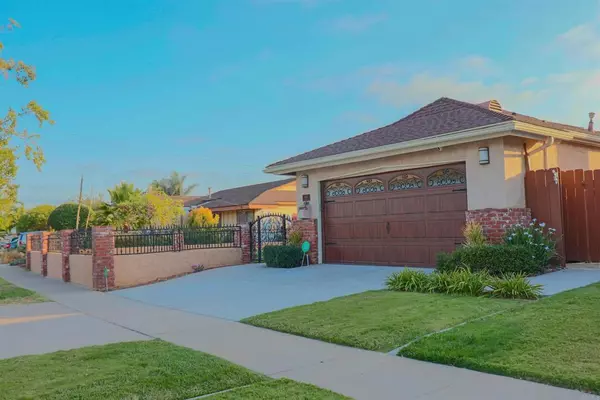 4410 Charger BLVD, San Diego, CA 92117