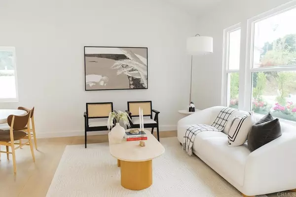 Encinitas, CA 92024,407 Via Ultimo