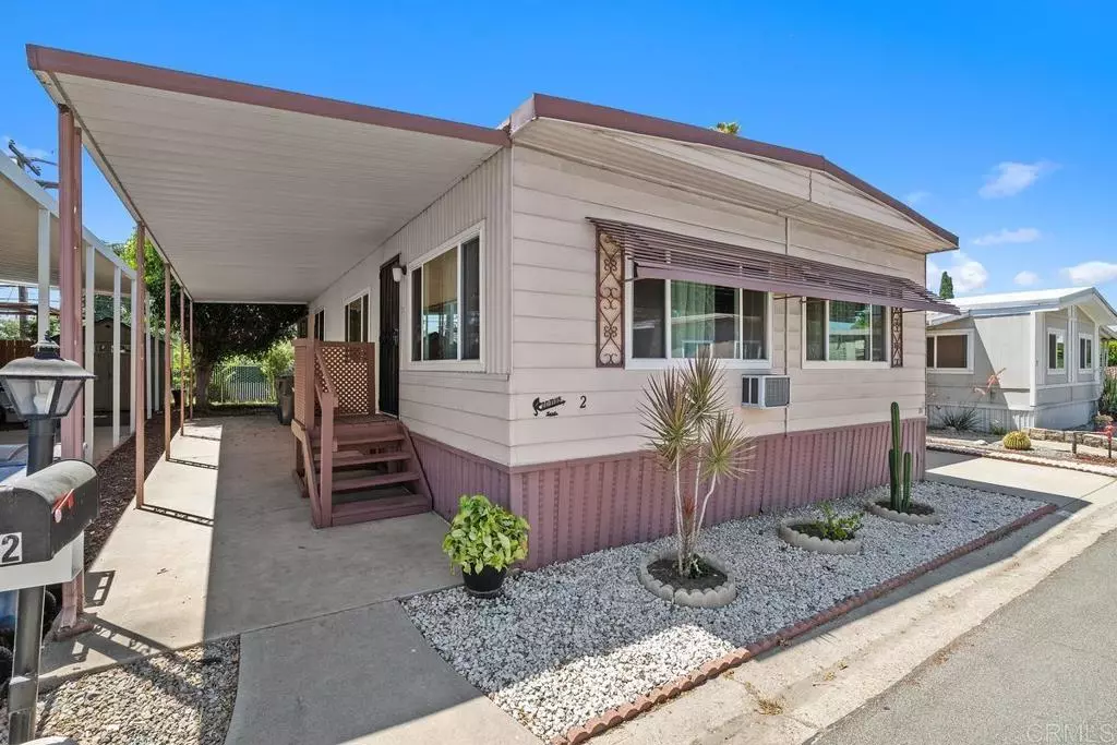 Lakeside, CA 92040,9395 Harritt Rd. #2