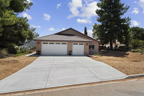 23627 Calistoga PL, Ramona, CA 92065
