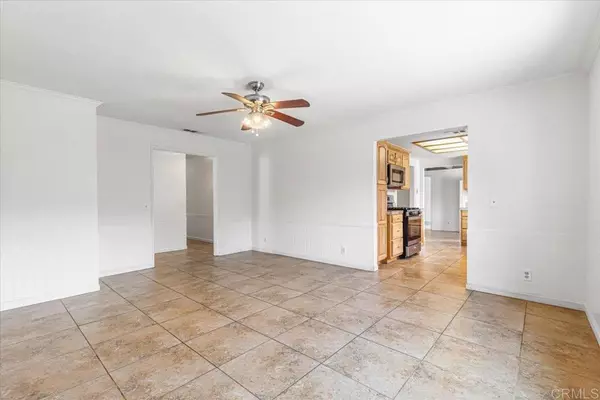 Fallbrook, CA 92028,1105 Via Prado
