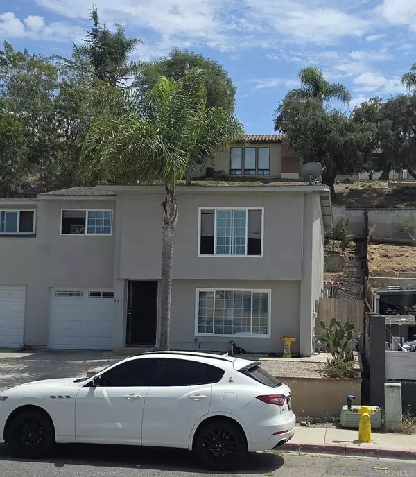 Vista, CA 92084,847 Raintree PL