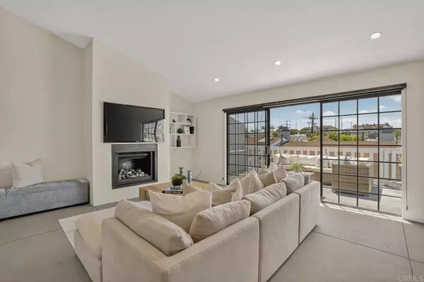 Redondo Beach, CA 90278,2021 Carnegie LN #Apt 7