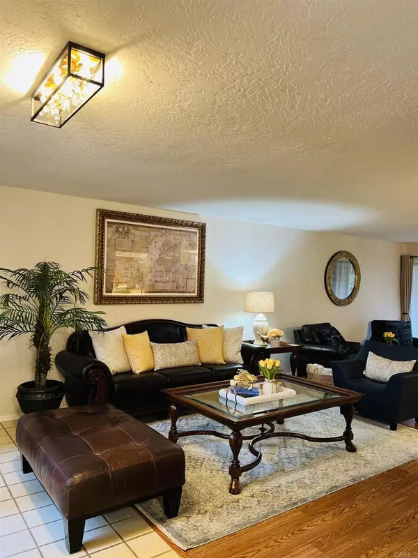 Carlsbad, CA 92008,4008 Aguila #D