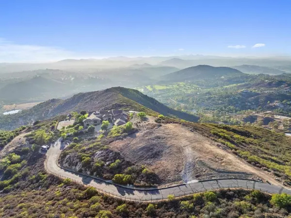18010 Sunset Point RD, Poway, CA 92064