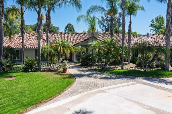 Vista, CA 92084,1130 Sugarbush DR