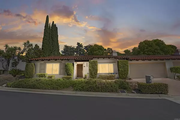 1237 La Paloma, Escondido, CA 92026