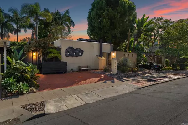 3129 Redwood ST, San Diego, CA 92104