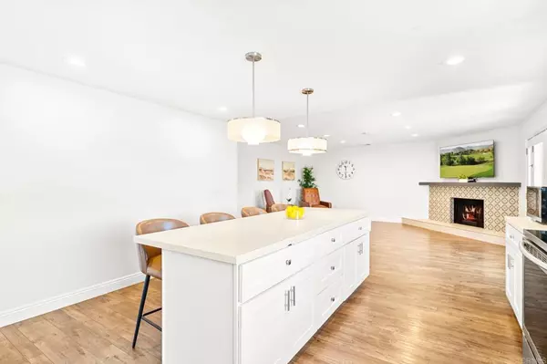 Vista, CA 92084,326 Sunrise Circle