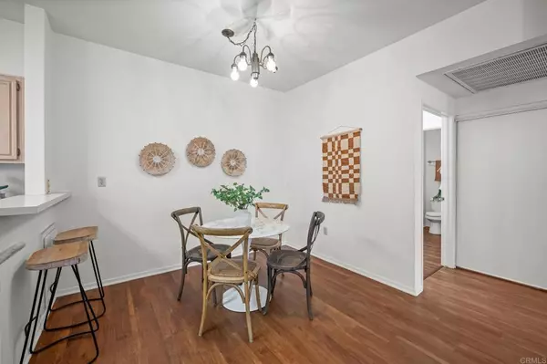 San Diego, CA 92128,18752 Caminito Cantilena #170