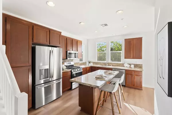 San Marcos, CA 92078,1276 San Elijo RD N