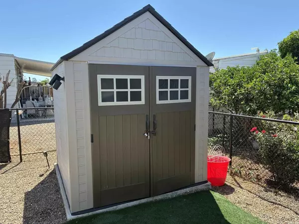 Vista, CA 92084,1010 E Bobier DR #44