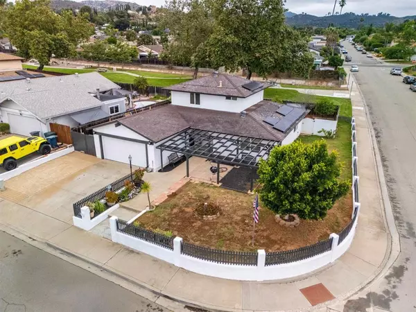 Escondido, CA 92027,1220 Hoover ST