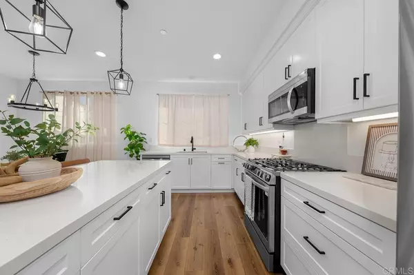 Escondido, CA 92025,363 Boulevard Park