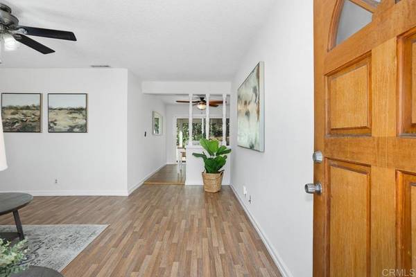 Vista, CA 92083,537 Ricebird DR