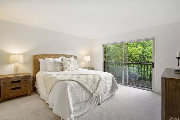 San Diego, CA 92117,5134 Biltmore ST