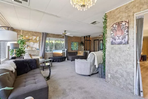 San Marcos, CA 92078,1145 E Barham Dr #132