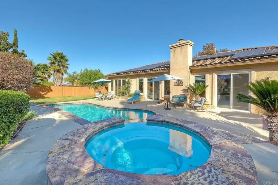 3225 Hidden Estates LN, Escondido, CA 92027