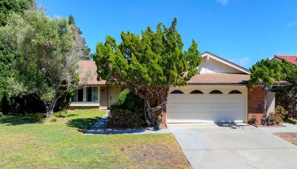 1824 Portofino DR, Oceanside, CA 92054