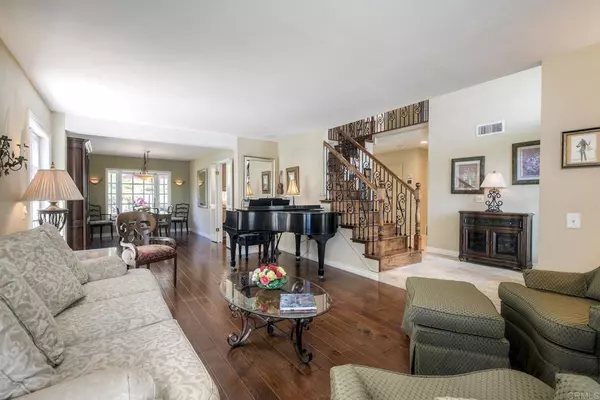 Carlsbad, CA 92009,2814 Sombrosa St.