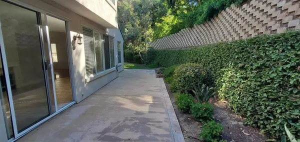 Encinitas, CA 92024,1180 Monterey PL
