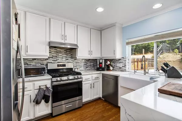 Ramona, CA 92065,1308 Oak Village DR