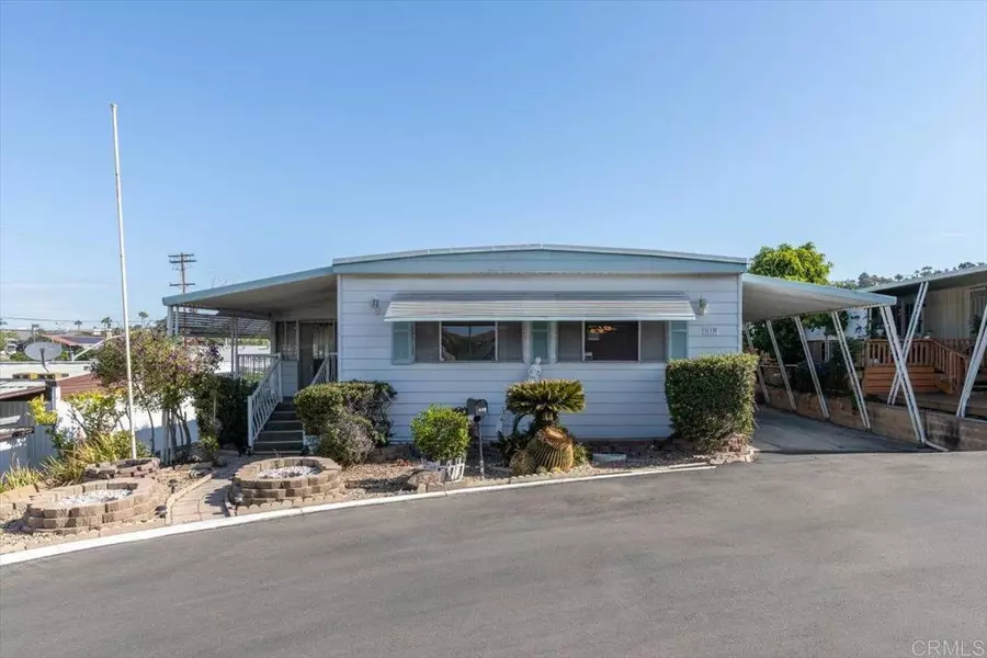 718 Sycamore AVE #115, Vista, CA 92083