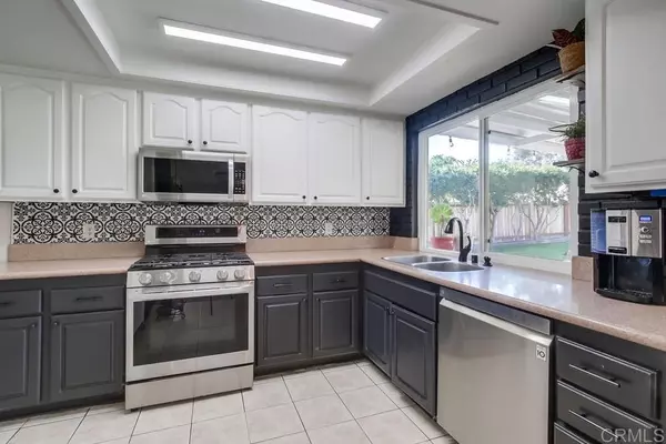 Oceanside, CA 92056,1463 Westmore PL