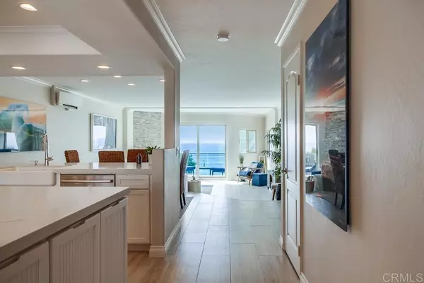 Solana Beach, CA 92075,135 S Sierra AVE #33