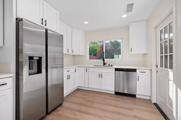 Oceanside, CA 92056,2839 Emerald DR